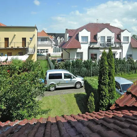 Terraced House In Near Sandy