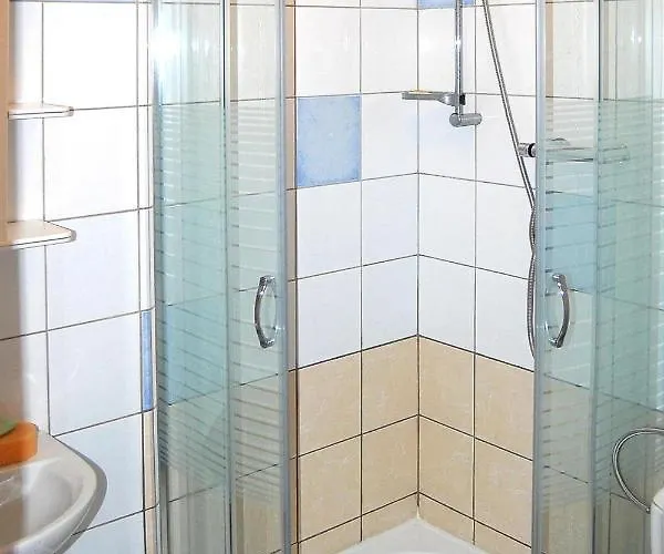 Terraced House In Near Sandy Rewal