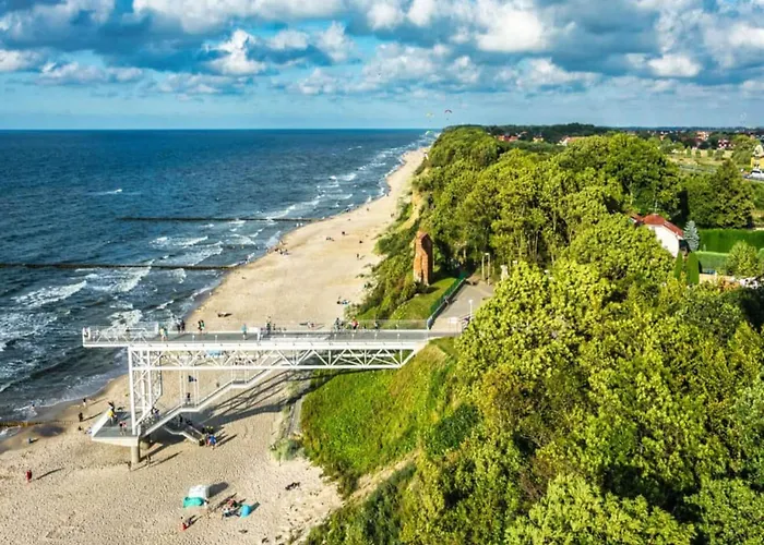 Terraced House In Near Sandy *
